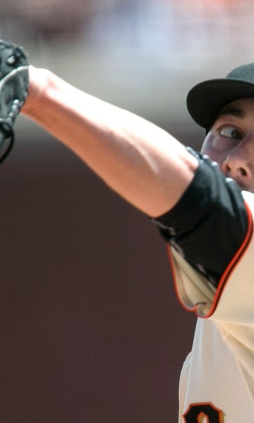 Giants' Lincecum done for season after surgery on left hip